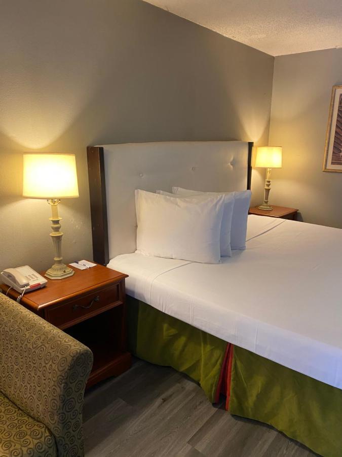 Travelodge By Wyndham Laurel Ft Meade Near Nsa Exterior photo