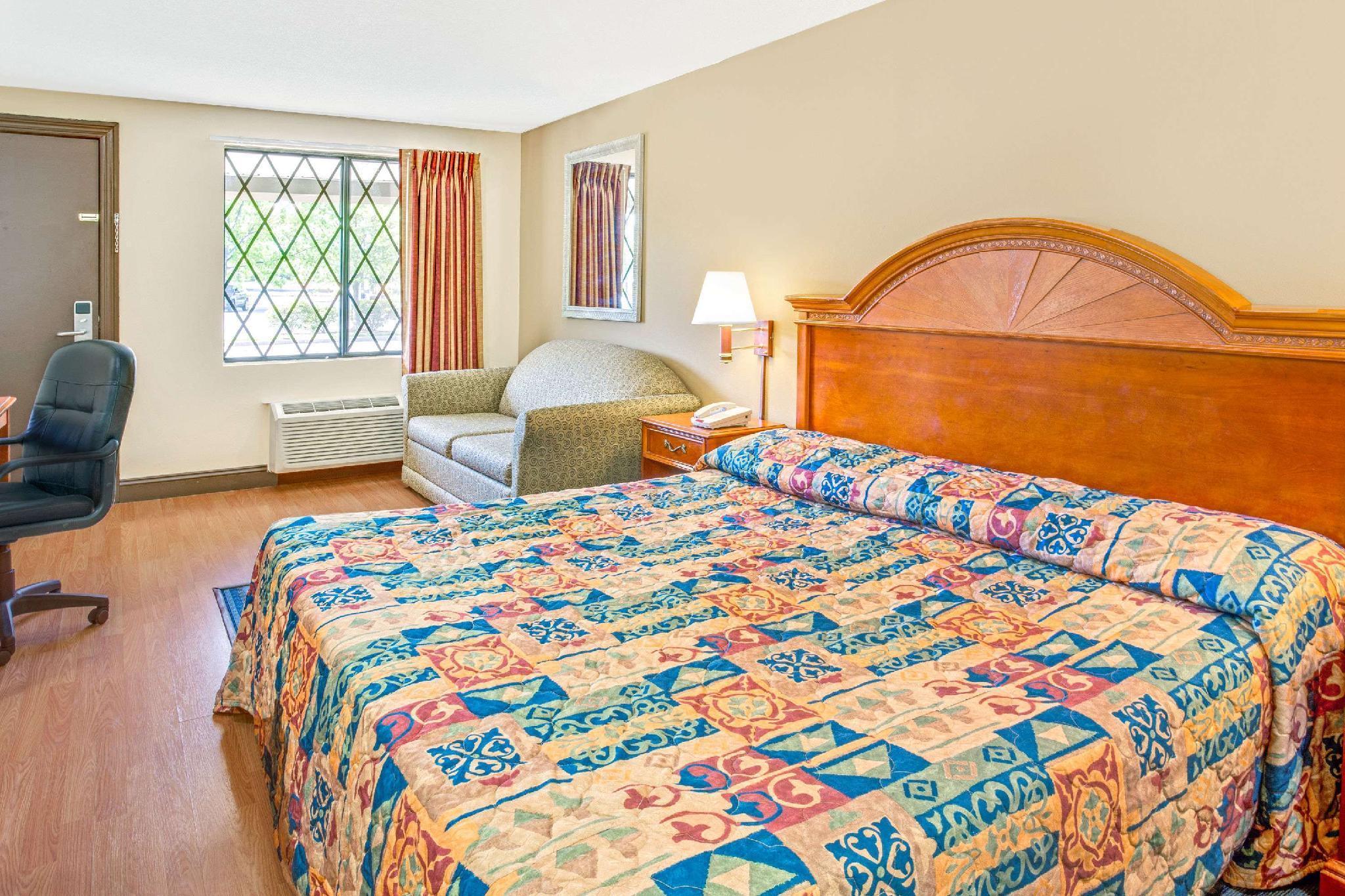 Travelodge By Wyndham Laurel Ft Meade Near Nsa Exterior photo