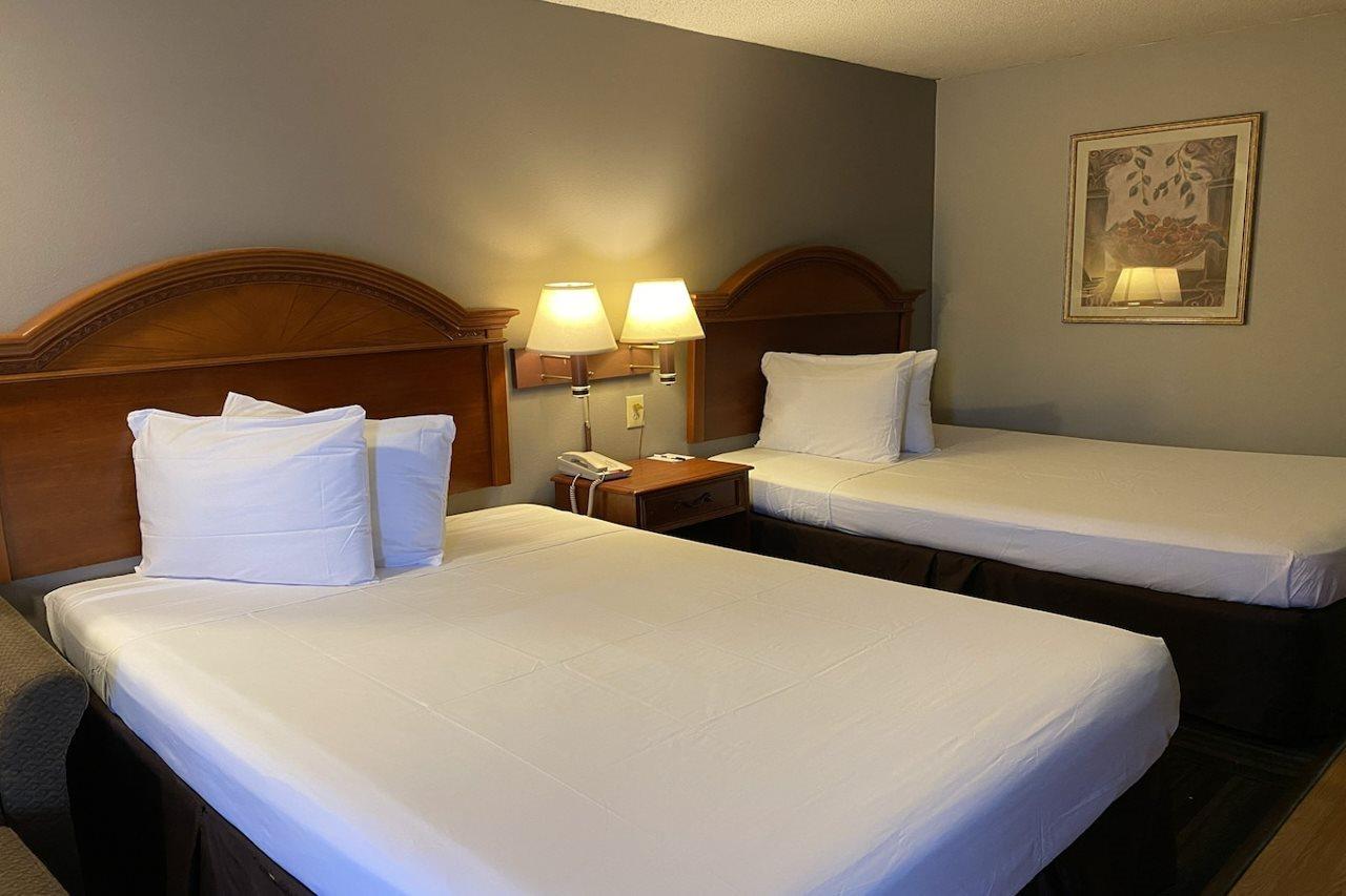 Travelodge By Wyndham Laurel Ft Meade Near Nsa Exterior photo
